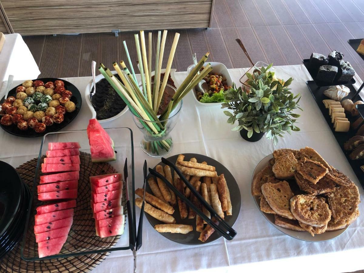 Hotel Hugo Altınoluk Εξωτερικό φωτογραφία